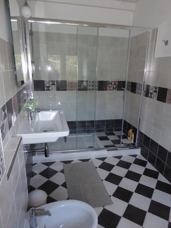 Casa Solotti Guest House Nuoro  Rom bilde