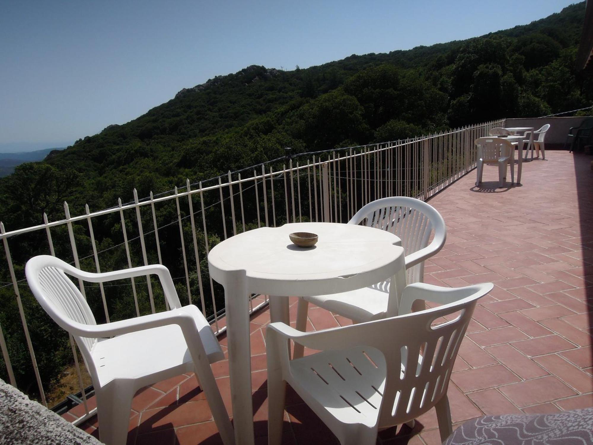 Casa Solotti Guest House Nuoro  Eksteriør bilde
