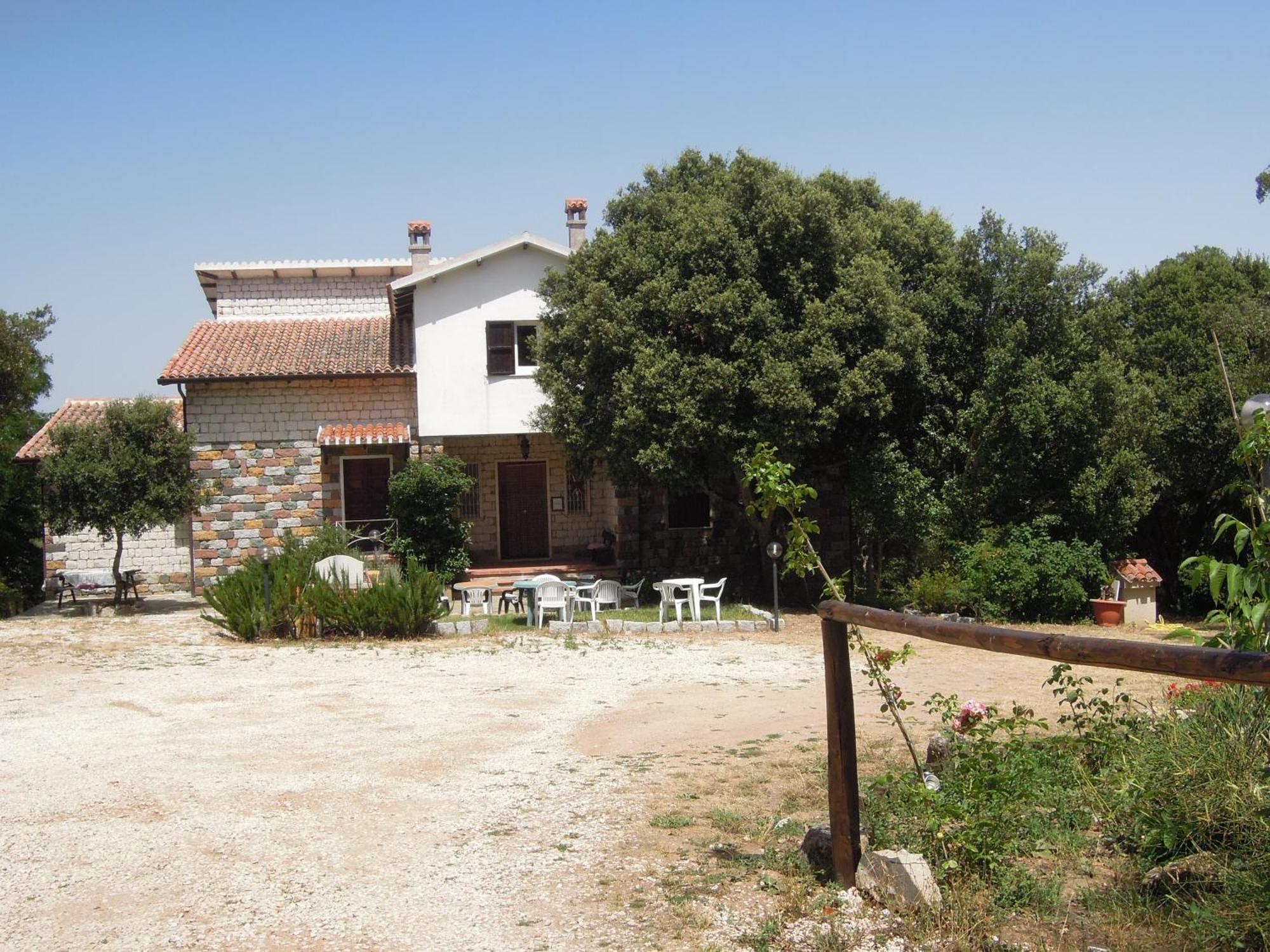 Casa Solotti Guest House Nuoro  Eksteriør bilde