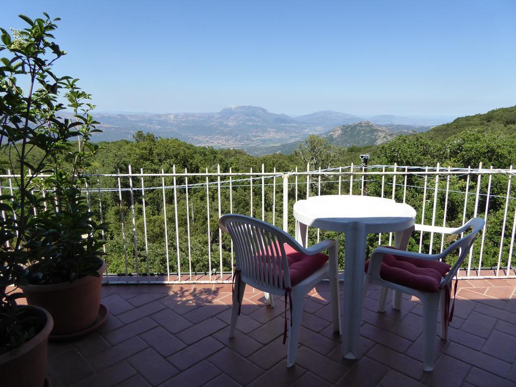 Casa Solotti Guest House Nuoro  Eksteriør bilde