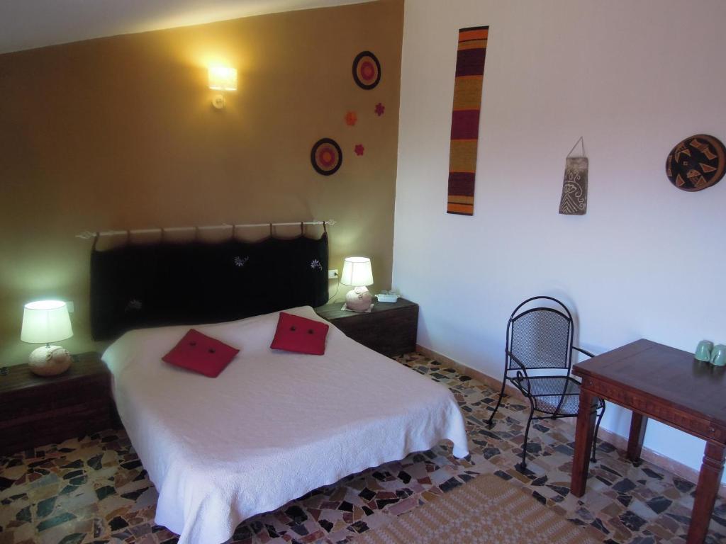 Casa Solotti Guest House Nuoro  Rom bilde